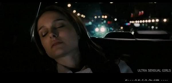  Black Swan (2010) - Natalie Portman & Mila Kunis